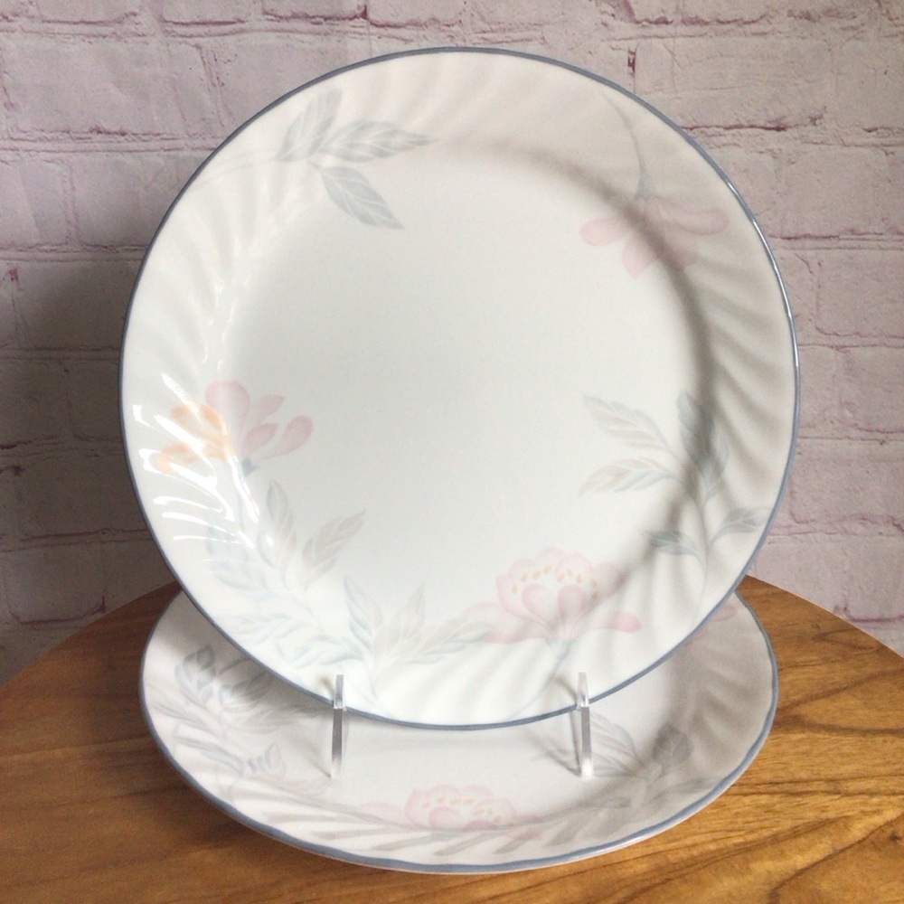 Corelle by Corning Pink Trio Dinner Plates - Set of 2